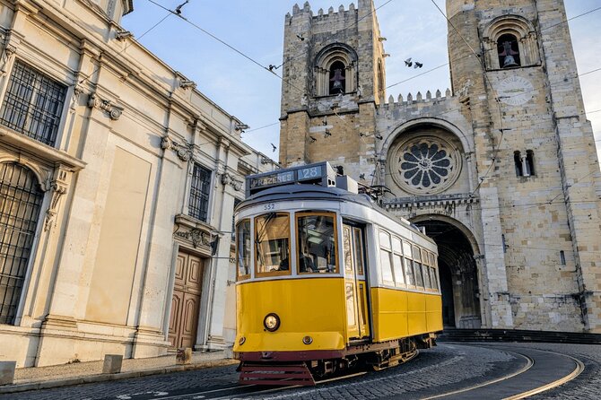 Lisbon 24 Hours Pass with Tram 28 Riding Ticket - What is included, and what you still have to pay for