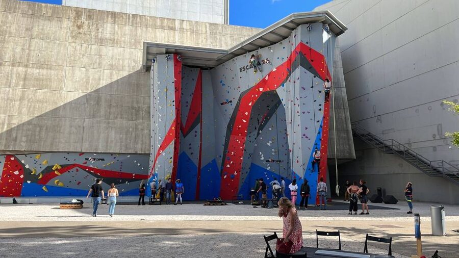 Lisbon: 25 de Abril Bridge Guided Climbing Experience - Price and value: is $35 for a one-hour course worth it?