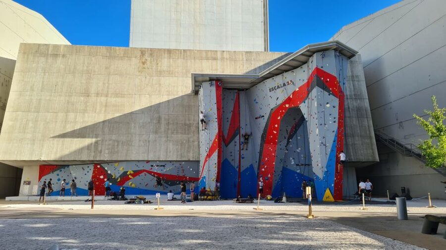 Lisbon: 25 de Abril Bridge Guided Climbing Experience - Who this climb is best for