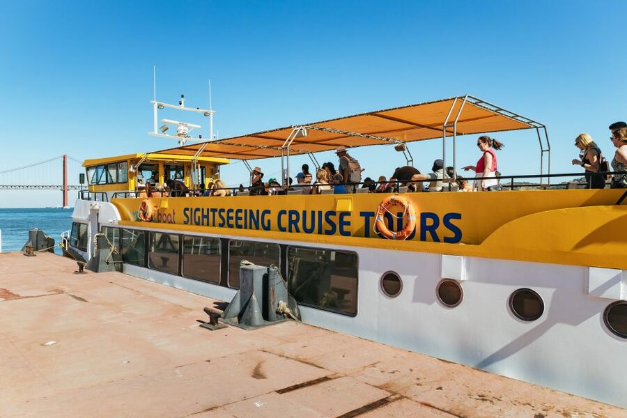 Lisbon: 72/96-Hour Hop-On Hop-Off Bus, Tram & Boat Ticket - Key points to know before you ride