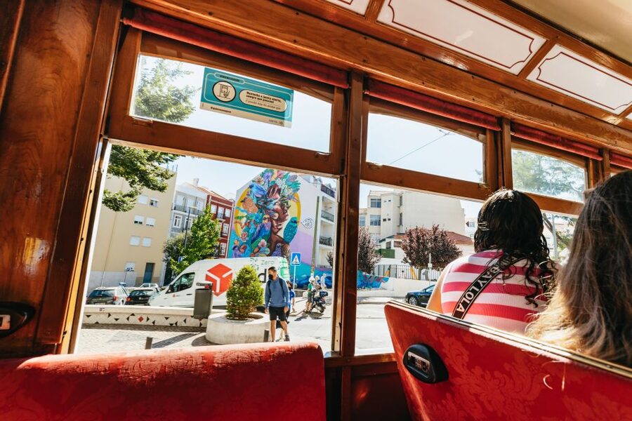 Lisbon: 72/96-Hour Hop-On Hop-Off Bus, Tram & Boat Ticket - Yellow Boat on the Tagus: a one-way river plan with 25th April Bridge views