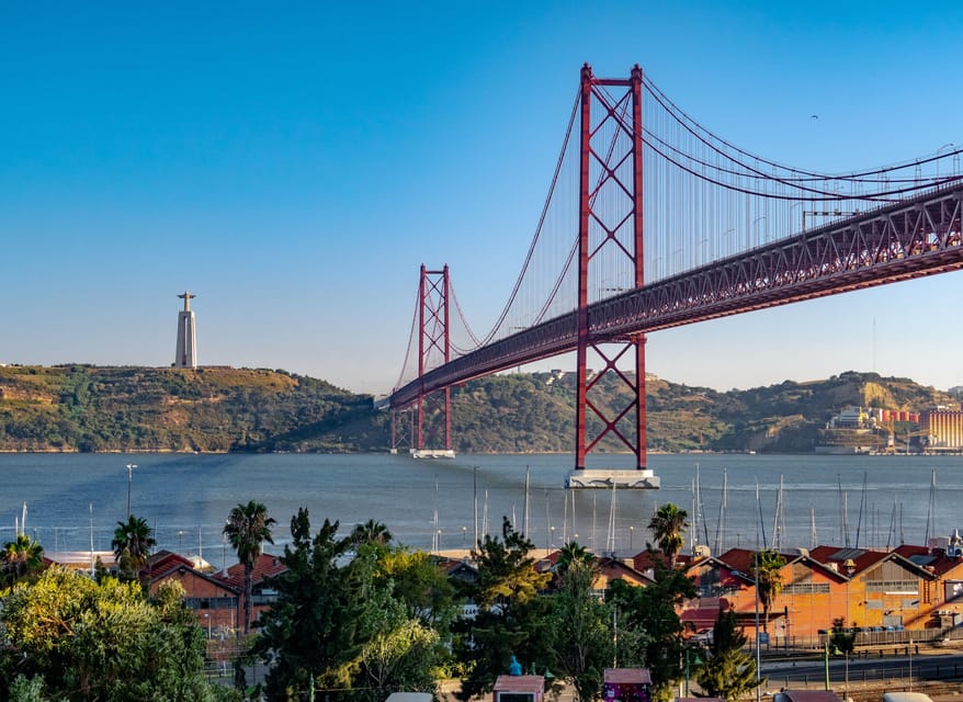 Lisbon: 8 Hour Private Tour through Lisbon (up to 7 people) - Why this private 8-hour format works so well in Lisbon