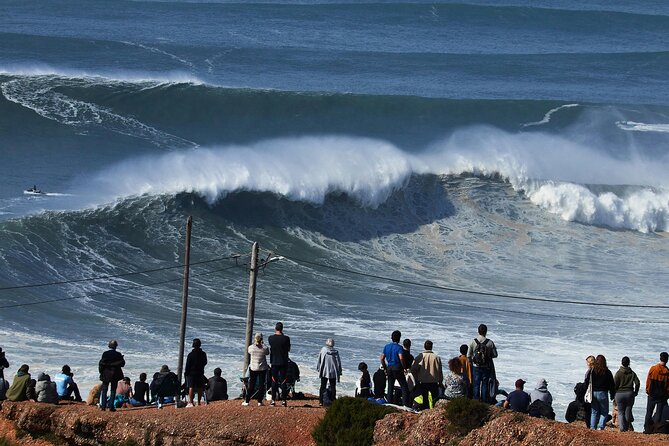 Lisbon: 8h Tour to Nazaré, Óbidos & Alcobaça (Church Incl.) - Stop 2: Nazaré Ocean Views, Surf Culture, and Time to Wander