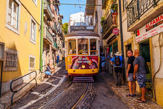 Lisbon Airport (LIS) Private Transfer to Lisbon City/Hotels - What Makes It Good Value for $20 Per Group