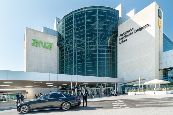 Lisbon Airport Private Transfer Round Trip - Meeting the Driver at LIS, Nameplate + Tracking That Actually Helps