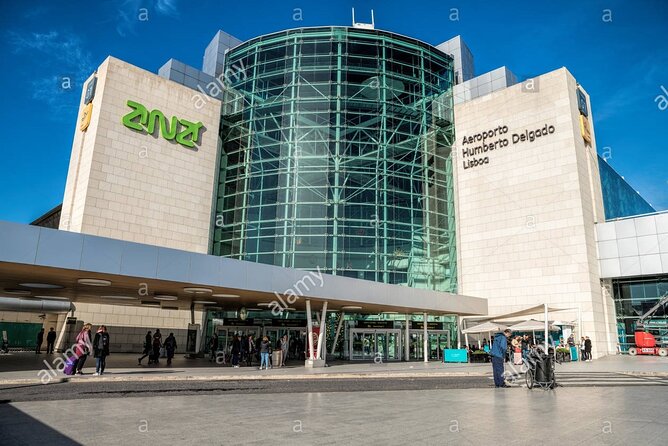 Lisbon Airport Shared Departure Transfer - Key takeaways before you book