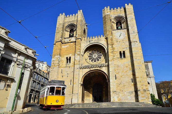 Lisbon: Alfama District Walking Tour - Stop 3: Miradouro da Senhora do Monte for Lisbon’s panoramic moment