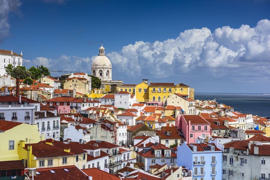 Lisbon: Alfama Walking Tour - Meeting at Sophia de Mello Breyner Andresen: start with the best angle