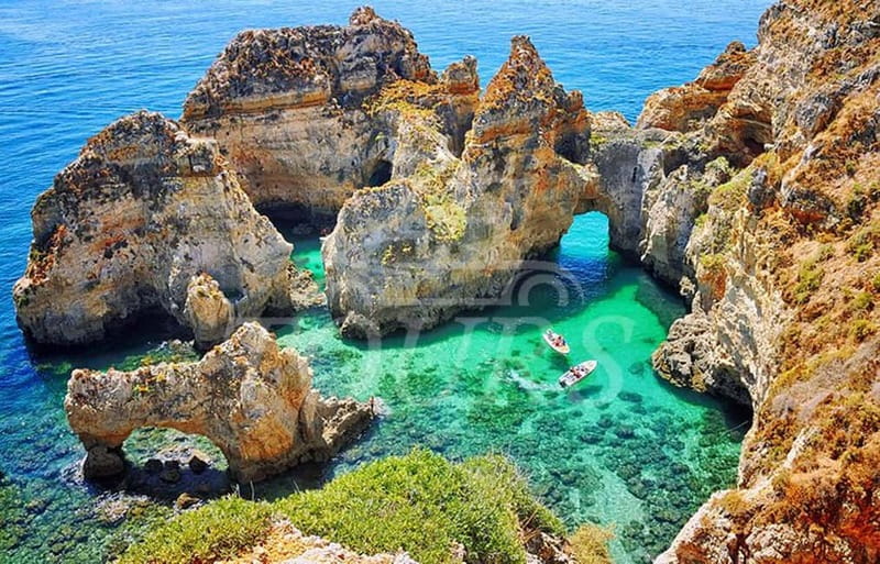 lisbon: algarve, benagil cave, portimao, Lagos private tour. - Portimão and the boat decision that changes the whole day