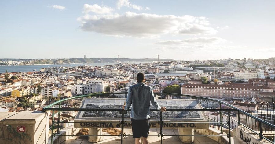 Lisbon: All Viewpoints Tuk-Tuk Tour with a True Local Guide - Key Things You’ll Notice Right Away