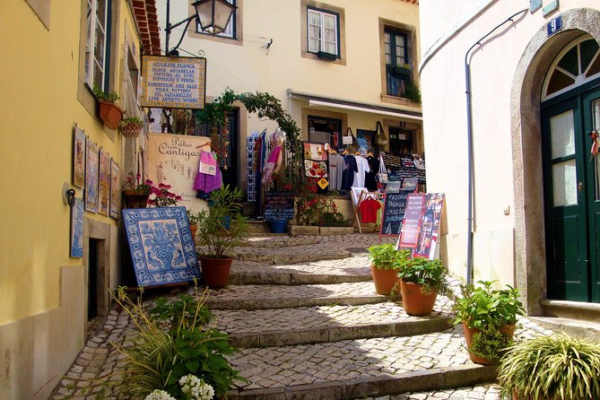 Lisbon and Sintra Highlights Private Tour - Who should book this Sintra and Lisbon private tour