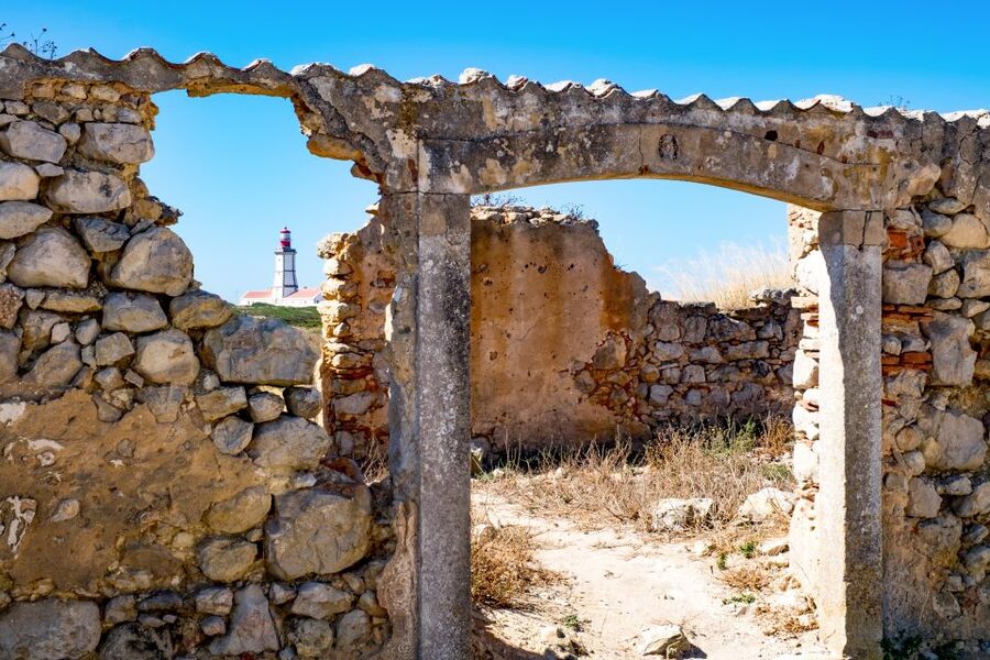 Lisbon: Arrábida Natural Park and Sesimbra Day Trip - St. Margareth’s Cave: moderate walking and a small chapel feel