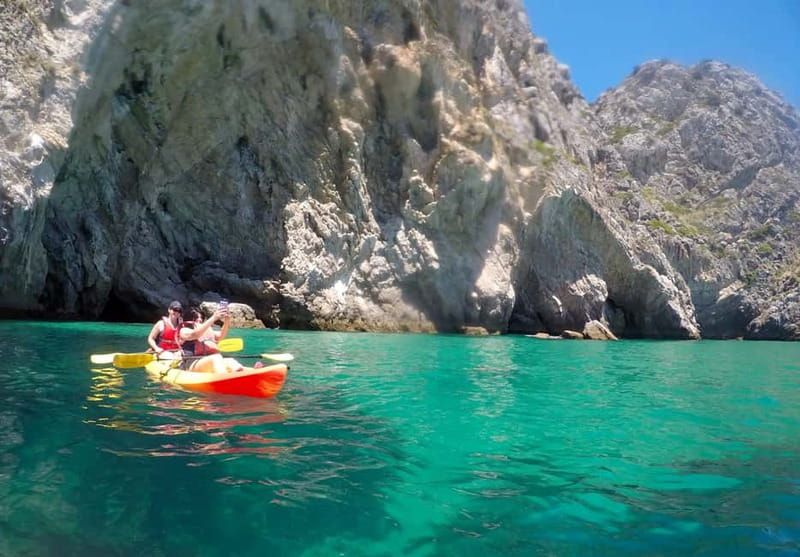 Lisbon: Arrabida Park Kayak Tour with Beach Picnic - Key highlights you will care about