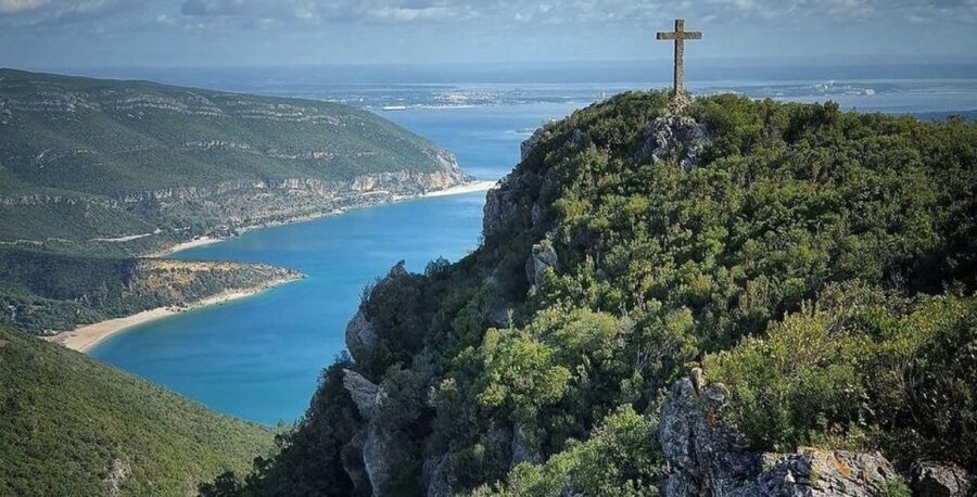 Lisbon: Arrábida & Sesimbra w/ Palmela Castle & Wine Tasting - Key things I’d watch for on this tour