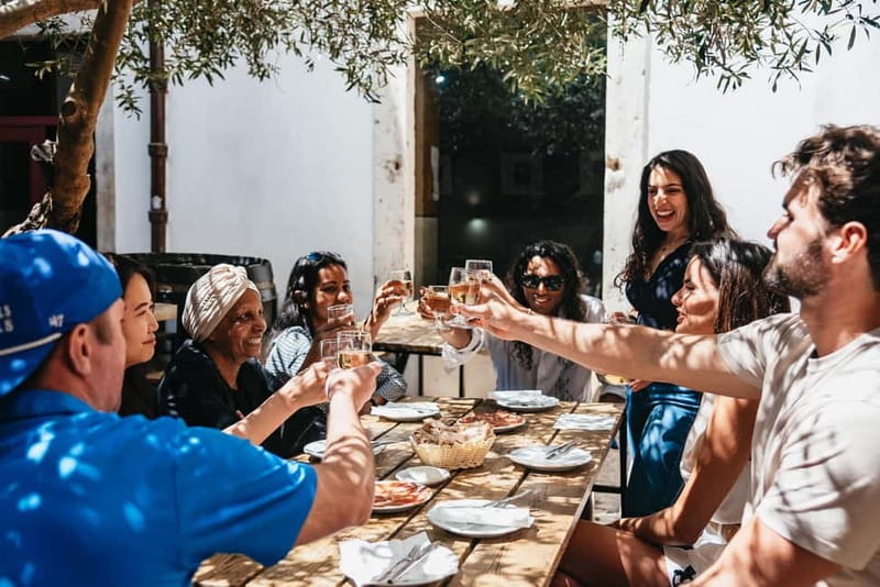 Lisbon: Baixa District Food Tour with Dinner and Drinks - Rua da Vitória and Rua da Madalena: where petiscos and classic bites fit the walk