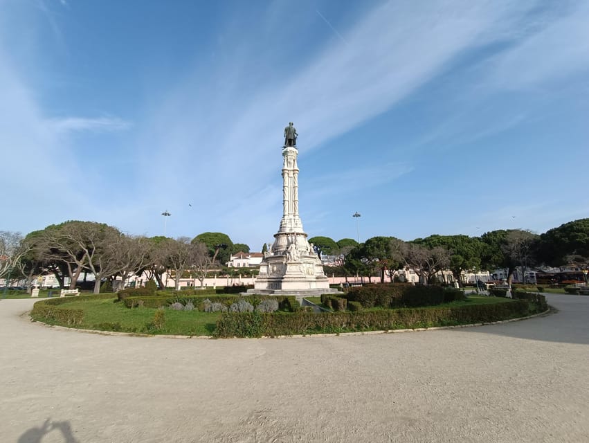 Lisbon: Belem, Jeronimos Monastery, and Coach Museum Tour - Belém Tower by cab: photo stop time with real context