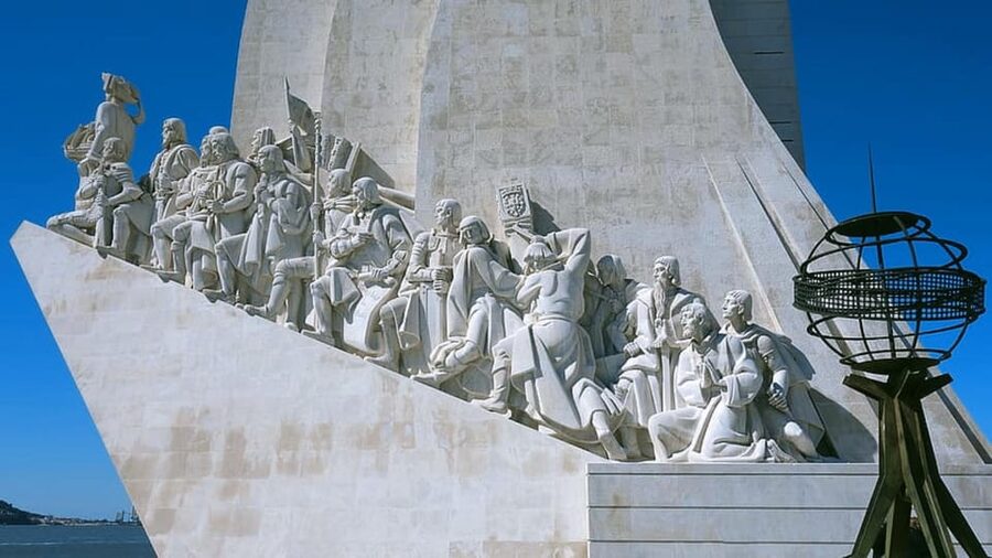 Lisbon: Belém, Sightseeing Tour by Tuk-Tuk - Jerónimos Monastery: Manueline architecture that makes sense fast