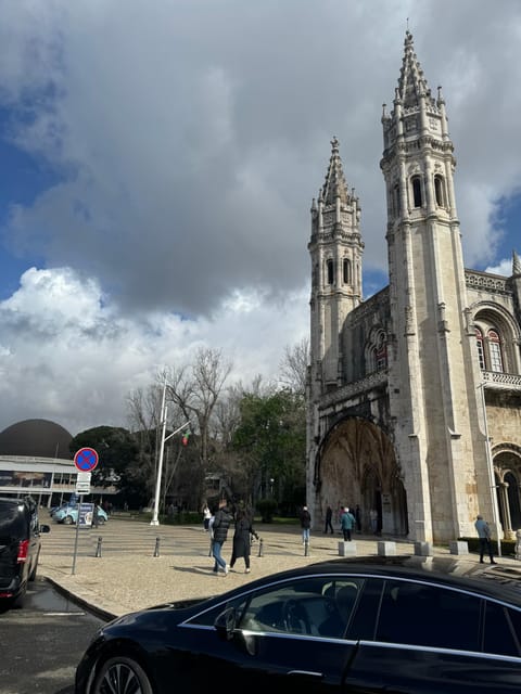Lisbon: Belem Tour by TukTuk - MAAT Museum and the 25 de Abril bridge sight for contrast