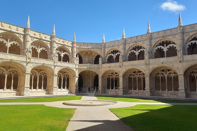 Lisbon: Belem Walking Tour with Jeronimos Monastery Tks Included - Key points before you go