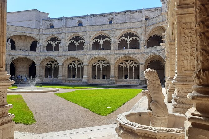 Lisbon: Belem Walking Tour with Jeronimos Monastery Tks Included - Pacing, hearing the guide, and handling long lines