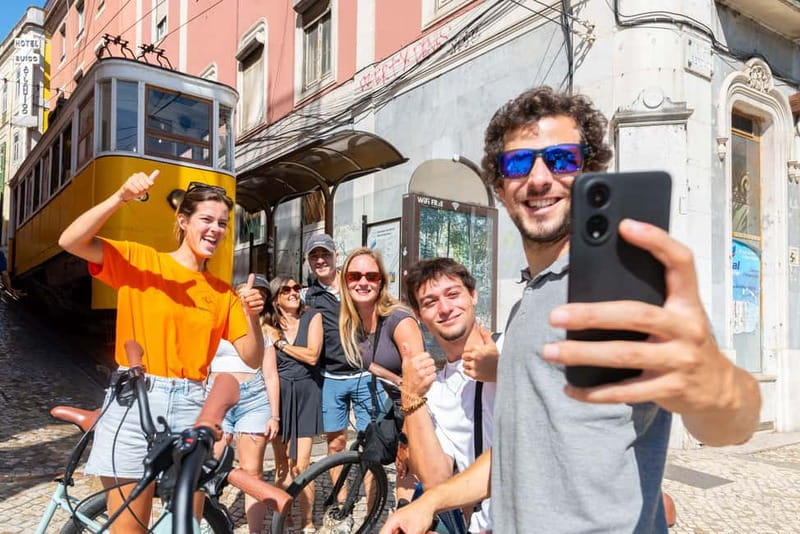 Lisbon: Bike Tour from Lisbon to Belém + Liquor & Pastry - Quick takeaways