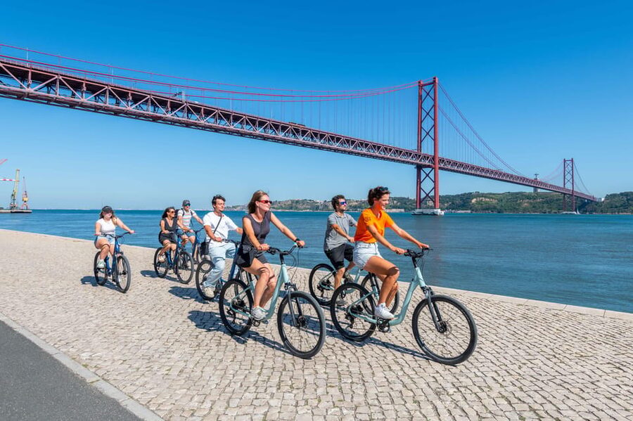 Lisbon Bike Tour: Langs de rivier van Belém naar Lissabon - Price and value: what $46 gets you, and what it does not
