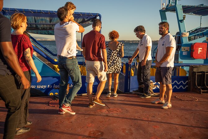 Lisbon Boat Cruise - Stop-by-stop: how the two dock points shape your day