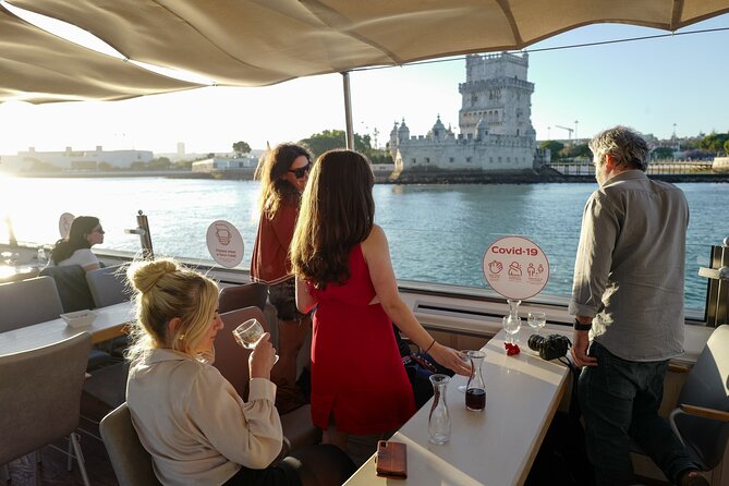 Lisbon Boat ride on Tagus river - Monument To The Discoveries: Big Scale, Quick Glance