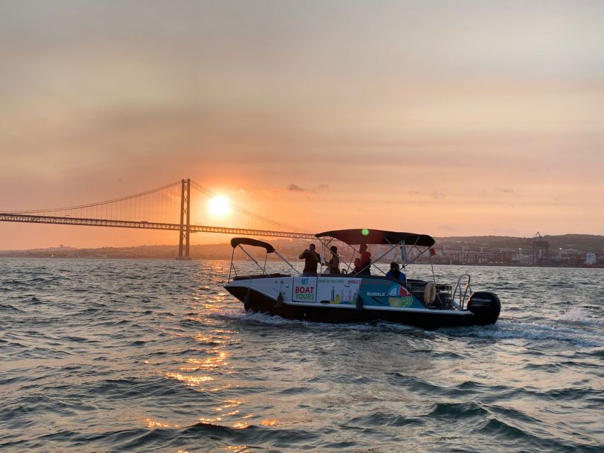 Lisbon: Boat Tour with Champagne - Who this boat tour is best for