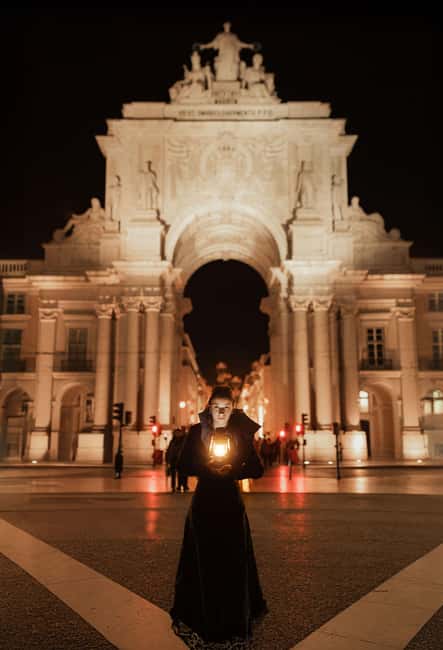Lisbon by Night: Guided Walking Tour - The Unholy Secrets - The Inquisition and Aljube prison, explained without turning it into shock value