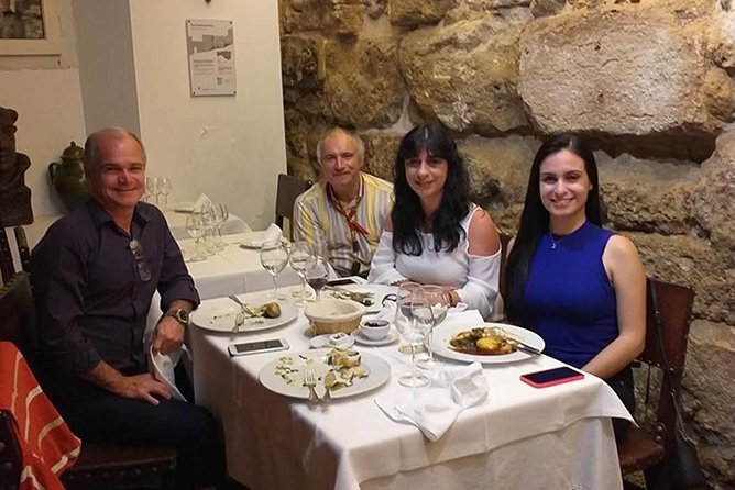 Lisbon By Night with Dinner and Fado Show Included - Miradouro da Senhora do Monte: a short stop with big payoff