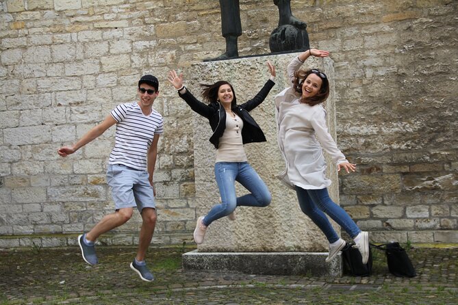 Lisbon (Chiado-Baixa) Scavenger Hunt and Sights Self-Guided Tour - Why the Baixa-Chiado game feels so practical