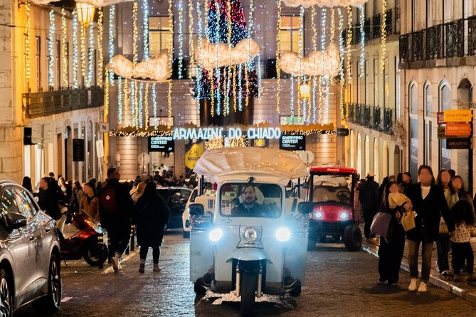 Lisbon Christmas Lights Tuk-Tuk Tour with Local Guide - Meet at Avenida da Liberdade, Near the Gloria Funicular