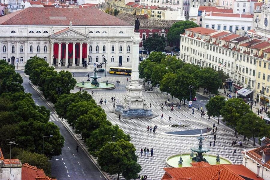 Lisbon City Half Day Private Guided Tour: Iconic Attractions - Lisbon Cathedral (Sé de Lisboa) and São Pedro de Alcântara Miradouro, Alfama Vibes and Viewpoints