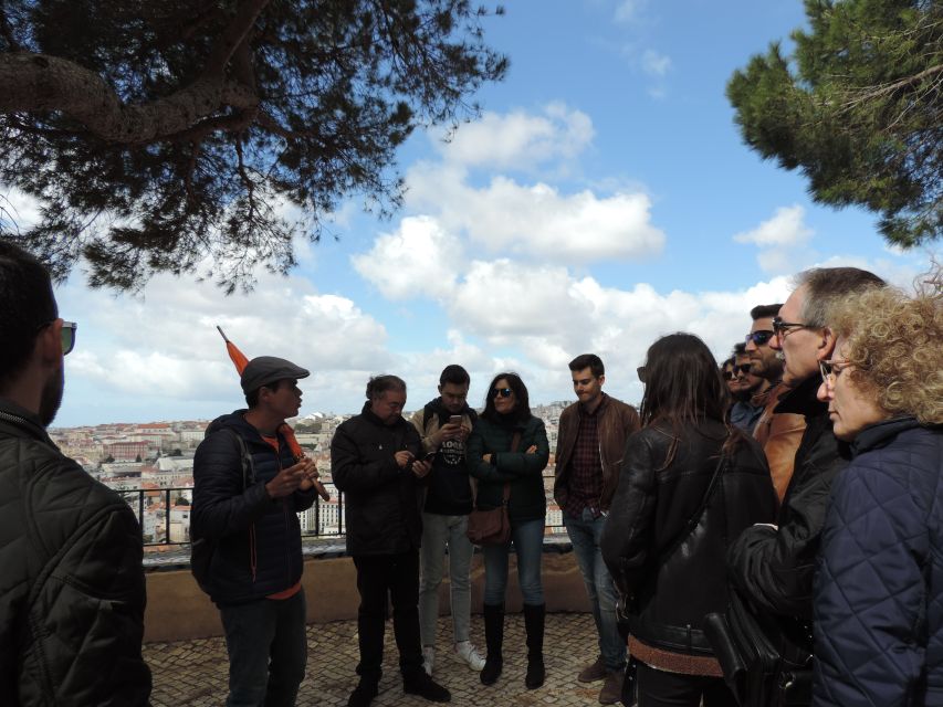 Lisbon: City Sightseeing Private Tour with Guide - Largo do Carmo, Carmo Church, and the National Guard Museum