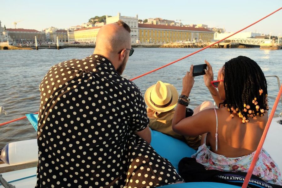 Lisbon: City Skyline Sailboat Cruise with Drink and Snacks - Drinks and snacks: more than a checkbox