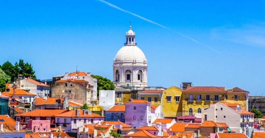 Lisbon City Tour 4 Hours - Cristo Rei: the 1959 pilgrim viewpoint over the Tagus