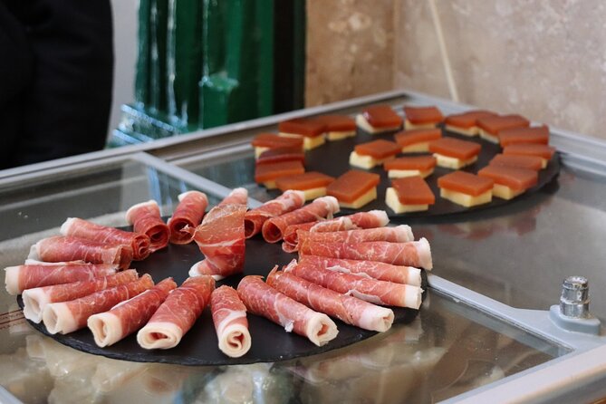 Lisbon: Cultural Food and Wine Walking Tour - Why this 3-hour Lisbon food and wine format works