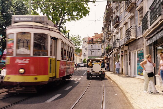 LISBON DAILY TOUR in a Vintage Jeep with FOOD & DRINK Tastings - Miradouro da Senhora do Monte: the “chair” legend and a serious viewpoint