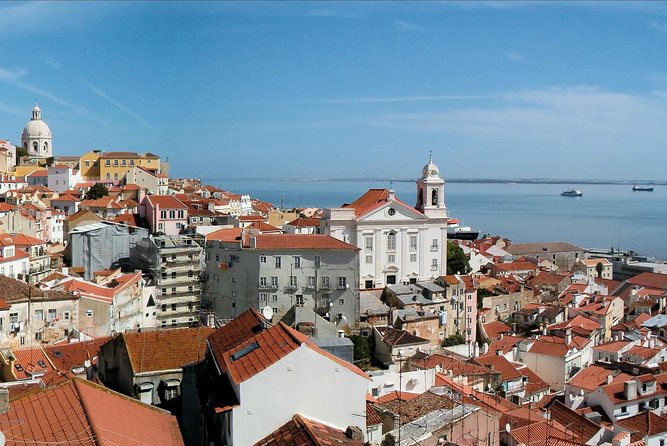 Lisbon Day Trip from the Algarve - Rossio Square free time: Alfama, São Jorge, and Lisbon on your own