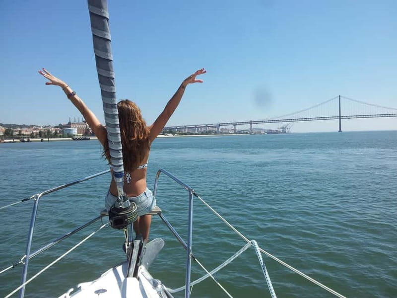 Lisbon: Daytime or Sunset Boat Cruise with History and Wine - Wine, blankets, bathrooms, and the relaxed pace that makes it worth $47