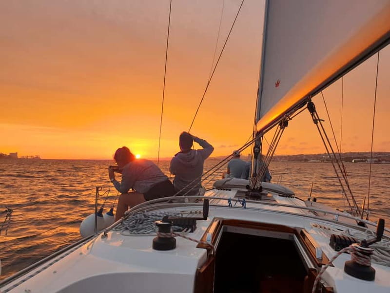 Lisbon: Daytime or Sunset Boat Cruise with History and Wine - Best time to book, daytime views versus illuminated monuments at night