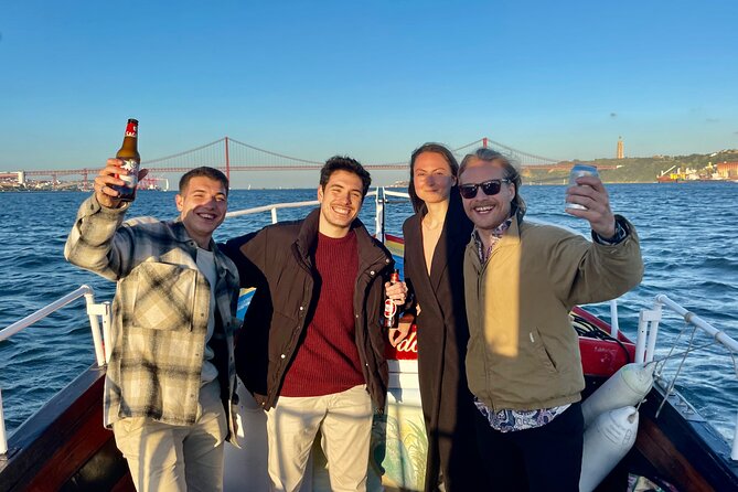 Lisbon Daytime & Sunset Tradicional Boat Tour Sightseeing Cruise - Key points at a glance