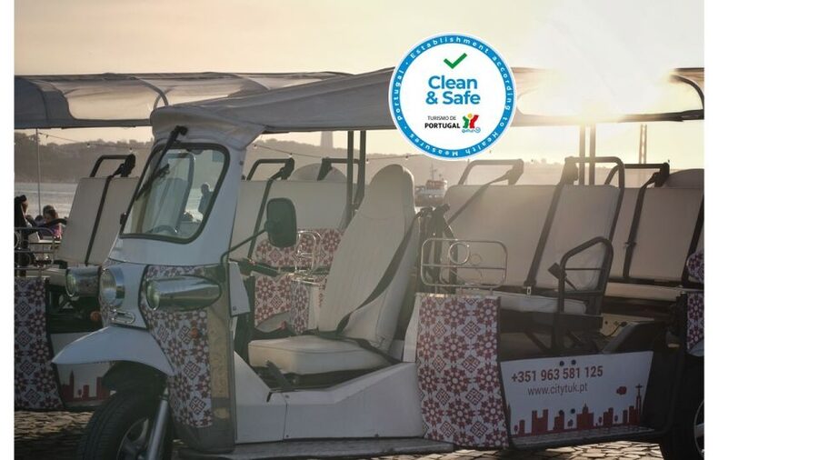 Lisbon: Discovering Belém Tuk Tuk Tour - Jerónimos Monastery: the stop that sets the tone