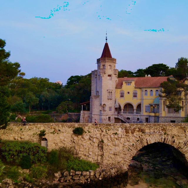 Lisbon: E-bike Trip from the Sintra Mountains to Cascais Sea - Guincho Beach descent and lunch with real sea energy