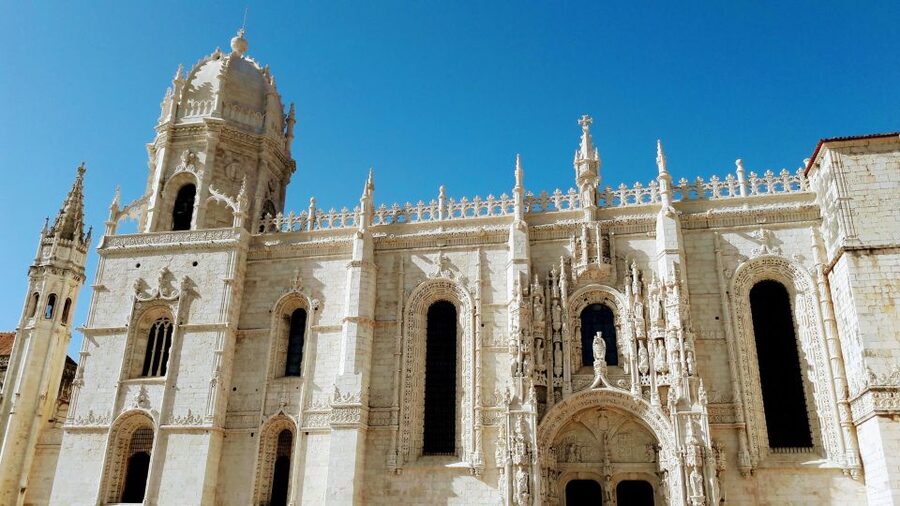 Lisbon Essentials 5H Tuk Tuk seightseeing Tour Free Pickup - Hotel Pickup and the Meeting Point Reality Check