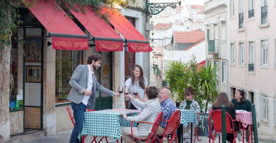 Lisbon: Evening Local Food Crawl with Drink Pairings - Meeting at Lisbon’s Parliament Steps Before You Start Eating