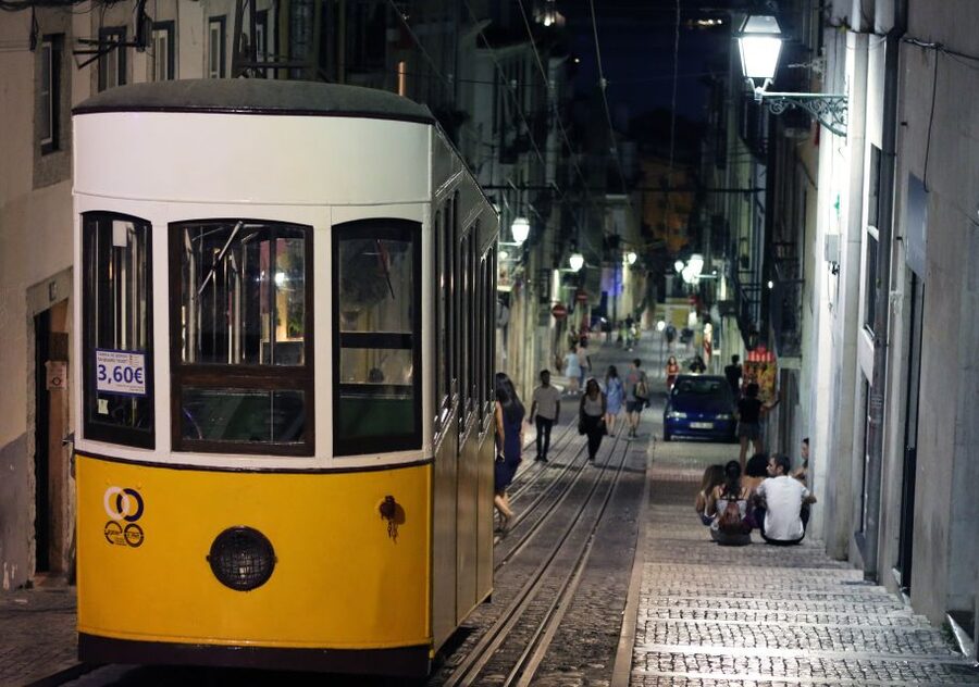 Lisbon: Fado Vadio Tour with Portuguese Tapas - Starting at Café A Brasileira, Baixa Chiado (find the yellow)