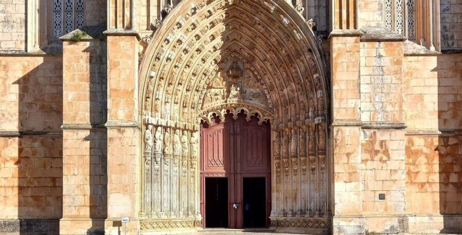 Lisbon: Fátima, Batalha, Nazaré and Óbidos w/ Ginja Tasting - Price, timing, and group rhythm: what $82 really buys