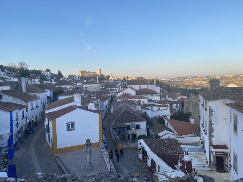 Lisbon: Fátima, Batalha, Nazaré & Óbidos Small Group Tour - Languages, guide style, and what that means for you